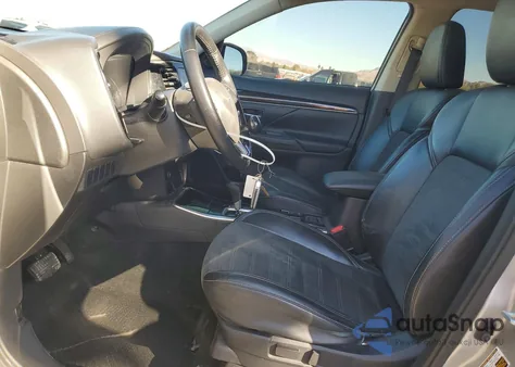 2019 Mitsubishi Outlander Se from USA, damaged, VIN JA4AD3A39KZ033767